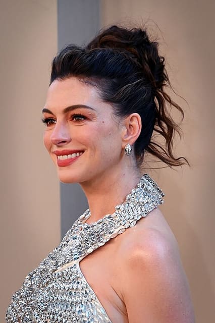 Anne Hathaway